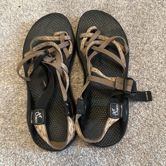 Chaco Multi-Brown and Black Sandals - Picture 2 of 3